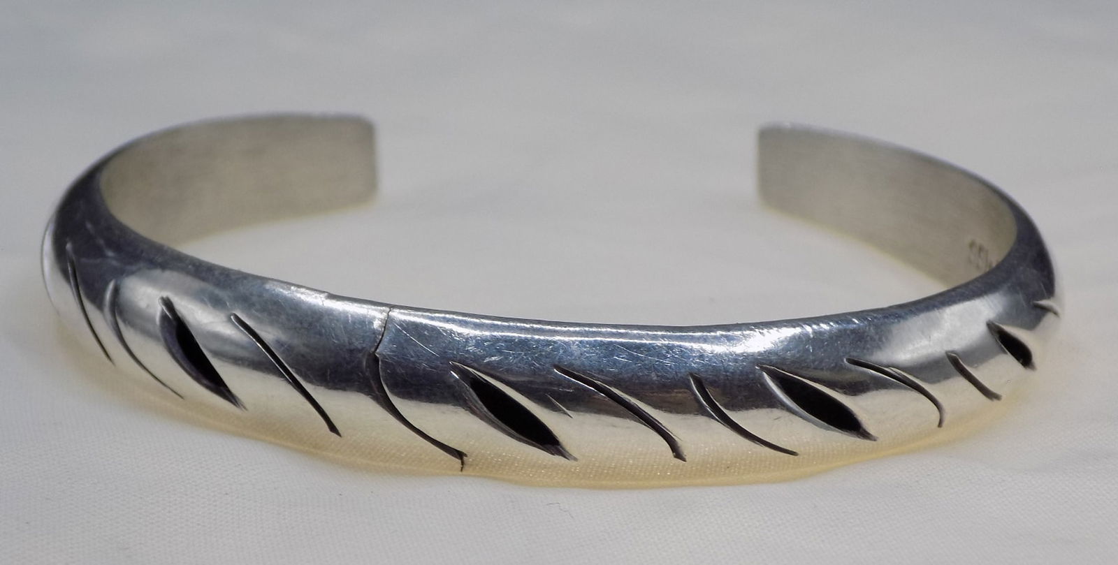 Vintage sterling silver bracelet (1 of 4)