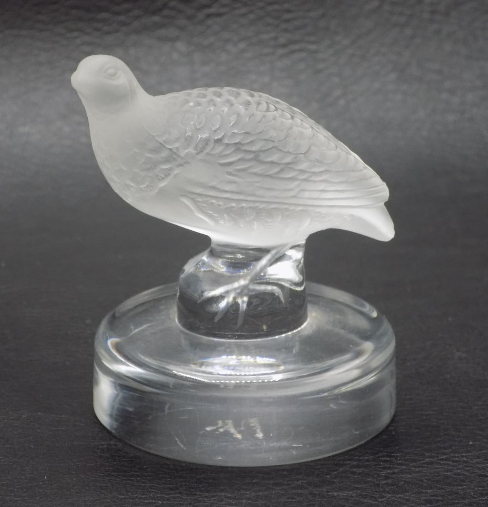 Signed Lalique art glass quail paperweight (1 of 8)