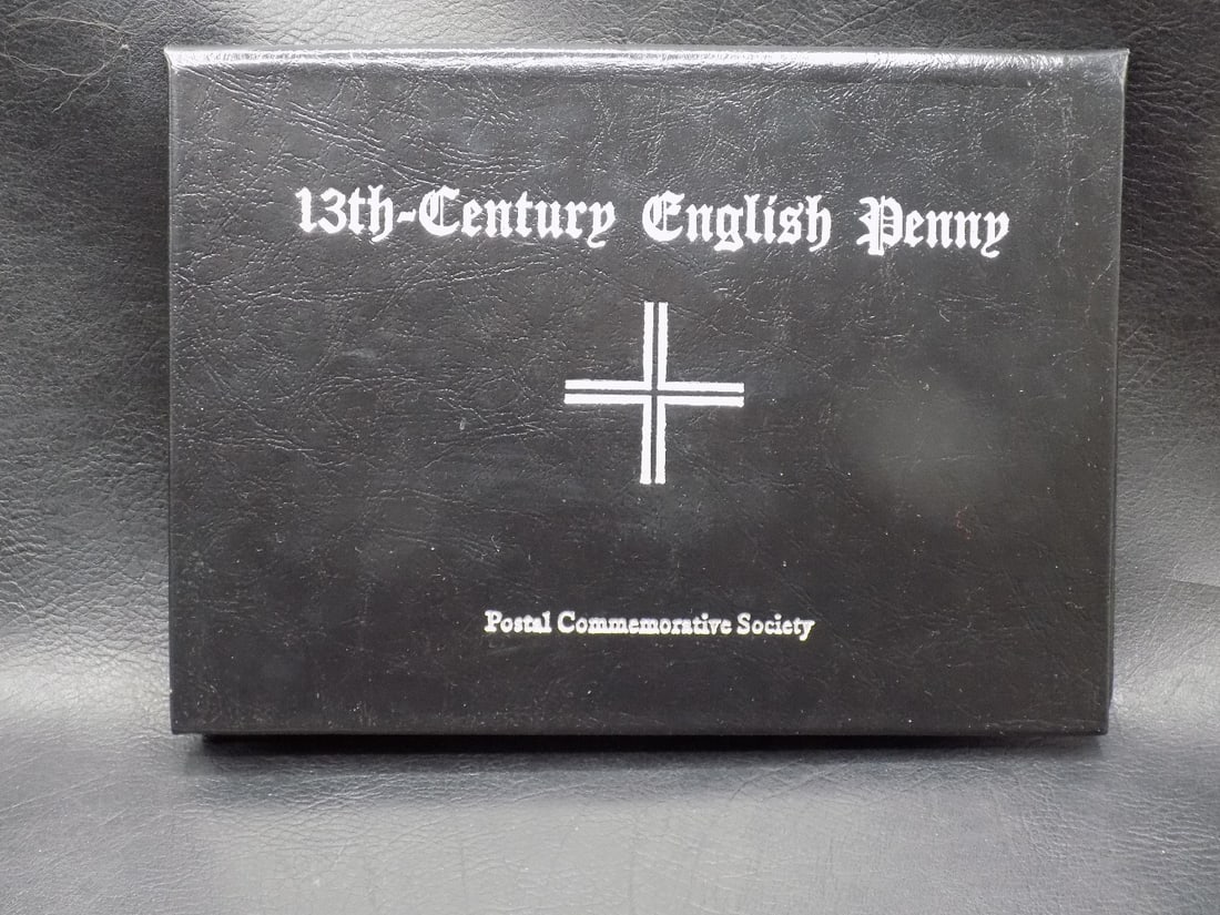 13th century English penny: 13th century English penny. With certificate of authenticity 1247 to 1272. Postal commemorative society. Folder measures 8 by 5 ¾ inches. Great quality and detail. For in house shipping, please