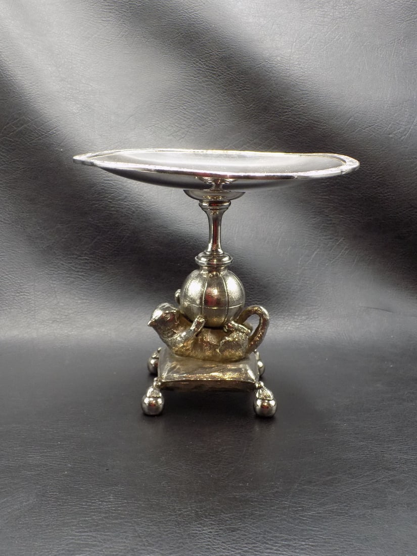 Wonderful antique silverplated compote vase with cats (1 of 8)