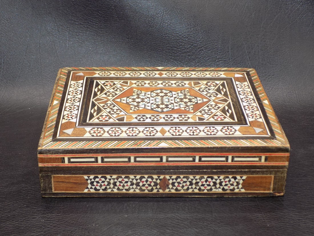 Ornate inlaid mother of pearl wood trinket or jewelry box (1 of 7)
