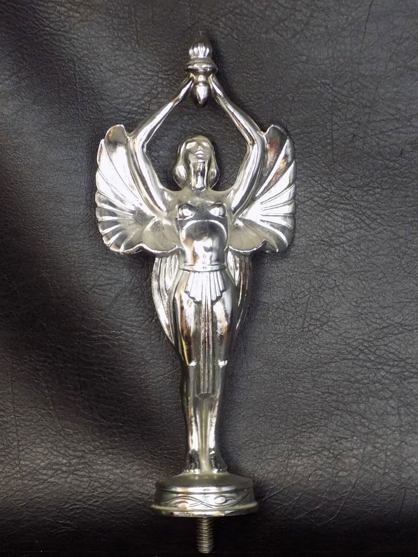 Vintage classic female car hood ornament: Vintage classic female car hood ornament. 6 ½ tall not including screw at base. In very good original as found condition. Great quality and detail. For in house shipping, please call Mike at Th