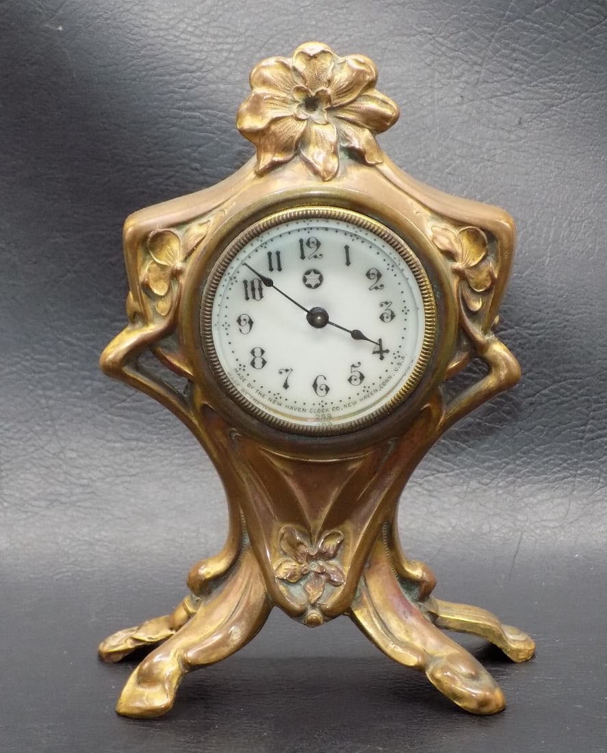 Miniature Art Nouveau New Haven Clock (1 of 10)