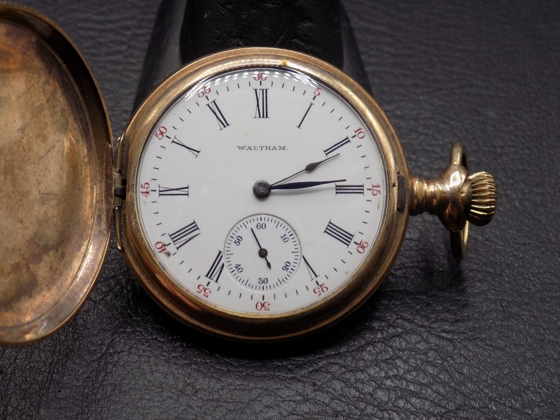 Antique American Waltham pocket watch with gold fill case. 1 ½ inch case: Antique American Waltham pocket watch with gold fill case. 1 ½ inch case. White porcelain dial. Please see photos for condition and serial numbers. Monogram R. Running at time of listing. In ve
