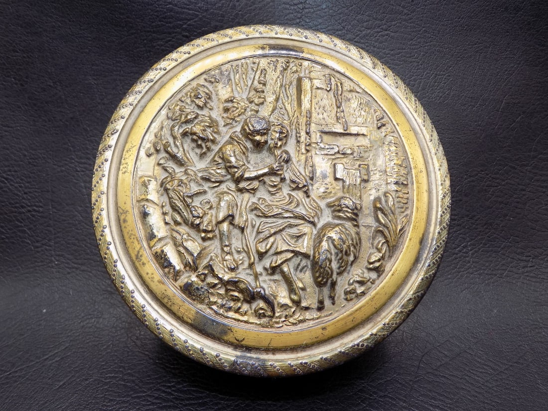 Fancy antique three dimensional decorated jewelry or trinket box: Fancy antique three dimensional decorated jewelry or trinket box. Marked C W Made in USA. Classical scene. Metal with original patina. In very good original as found condition. Great quality and detai