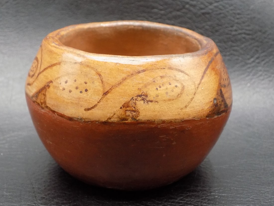 Vintage Native American Indian Hopi pottery bowl (1 of 6)