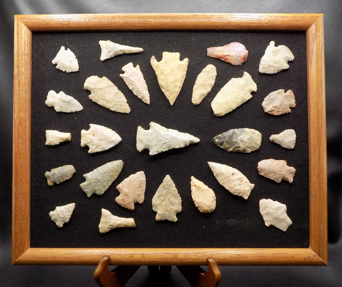 Antique collection of Native American Indian stone arrowheads in oak display frame (1 of 8)