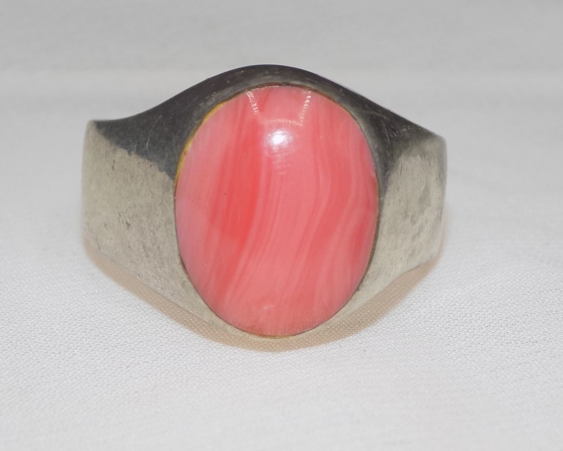 Vintage sterling ring with pink rhodochrosite gemstone: Vintage sterling ring with pink rhodochrosite gemstone. Marked on back Mexico with artist initial as shown in photo. Size 12. For in house shipping, please call Mike at Thriftiques 319-321-0613