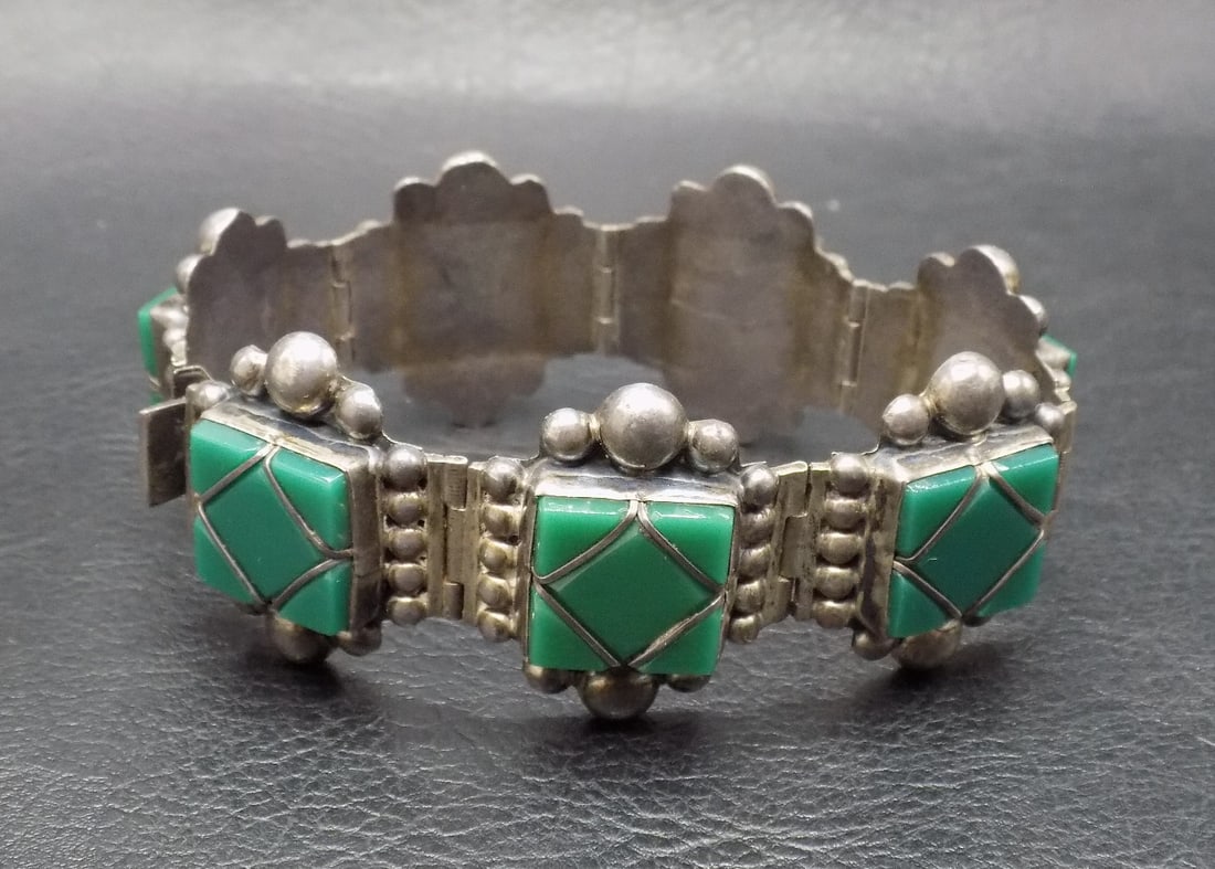 Inlaid jade sterling bracelet (1 of 5)