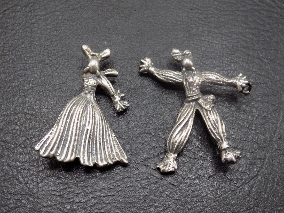 Vintage sterling silver Nenette and Rintintin dancer broaches (1 of 4)