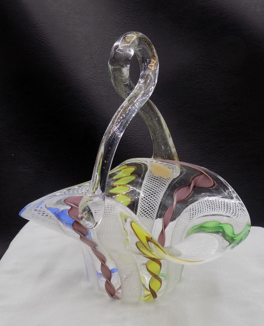 Beautiful vintage Murano latticino ribbon art glass basket. Interior decorated gold dust (1 of 5)