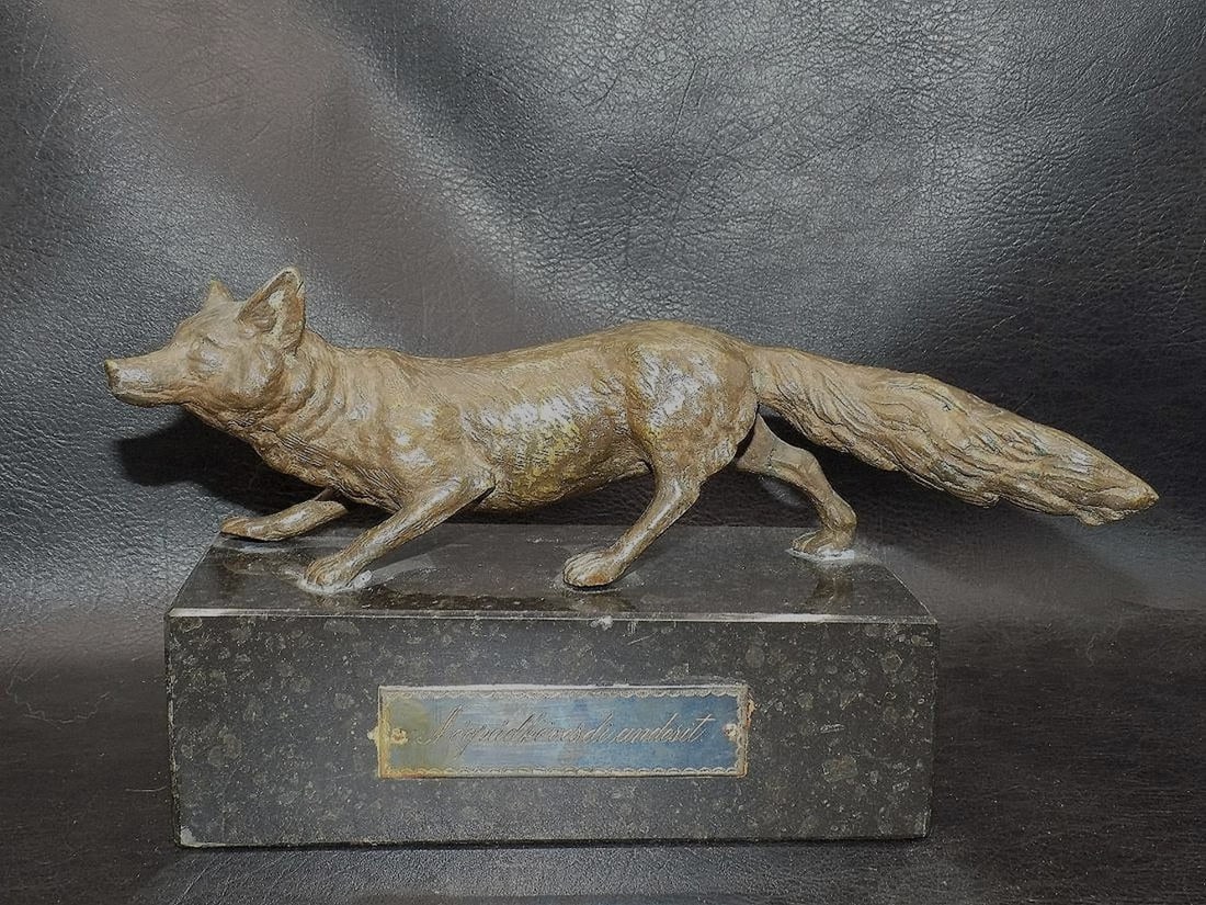 Vintage bronze fox on marble base (1 of 6)