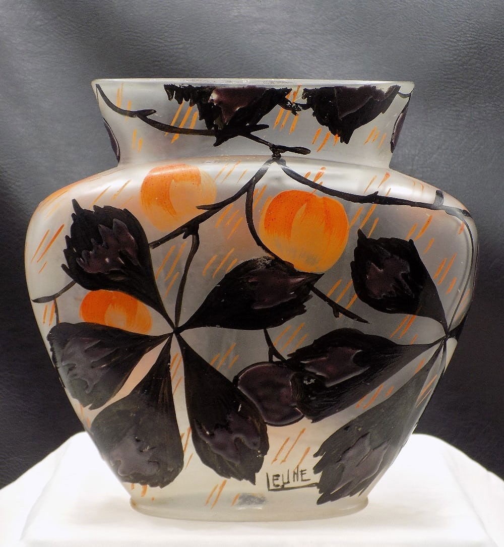 Nice signed Leune French Art Deco art glass vase (1 of 8)