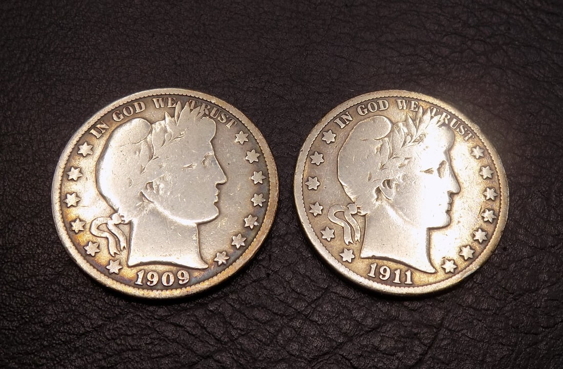 1909 O and 1911 silver half dollars: 1909 O and 1911 silver half dollars. Please see photos for condition and grade. For in house shipping, please call Mike at Thriftiques 319-321-0613