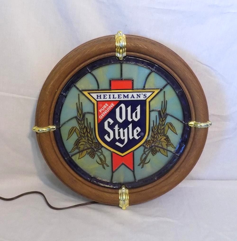 Vintage Old Style Beer Pub advertising sign light (1 of 4)