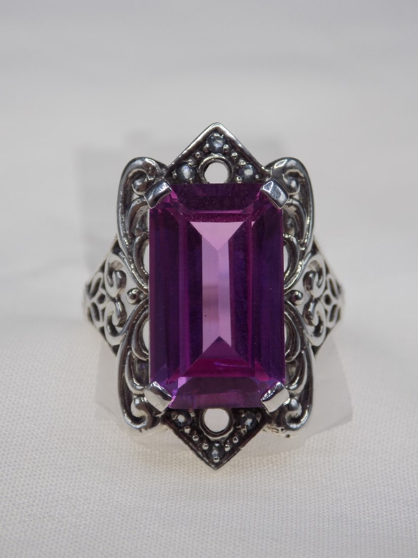 Beautiful 10 ct alexandrite sterling silver ring (1 of 5)