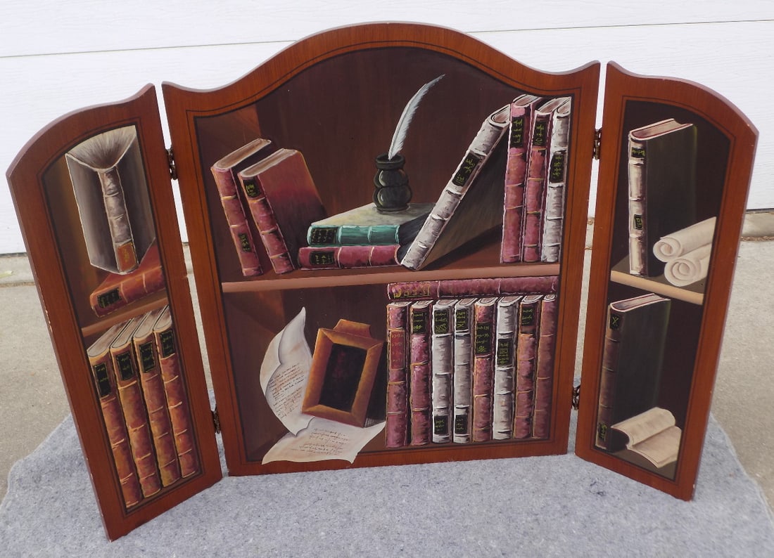 Mid century modern Trompee L ‘ieuk library painted folding screen (1 of 5)