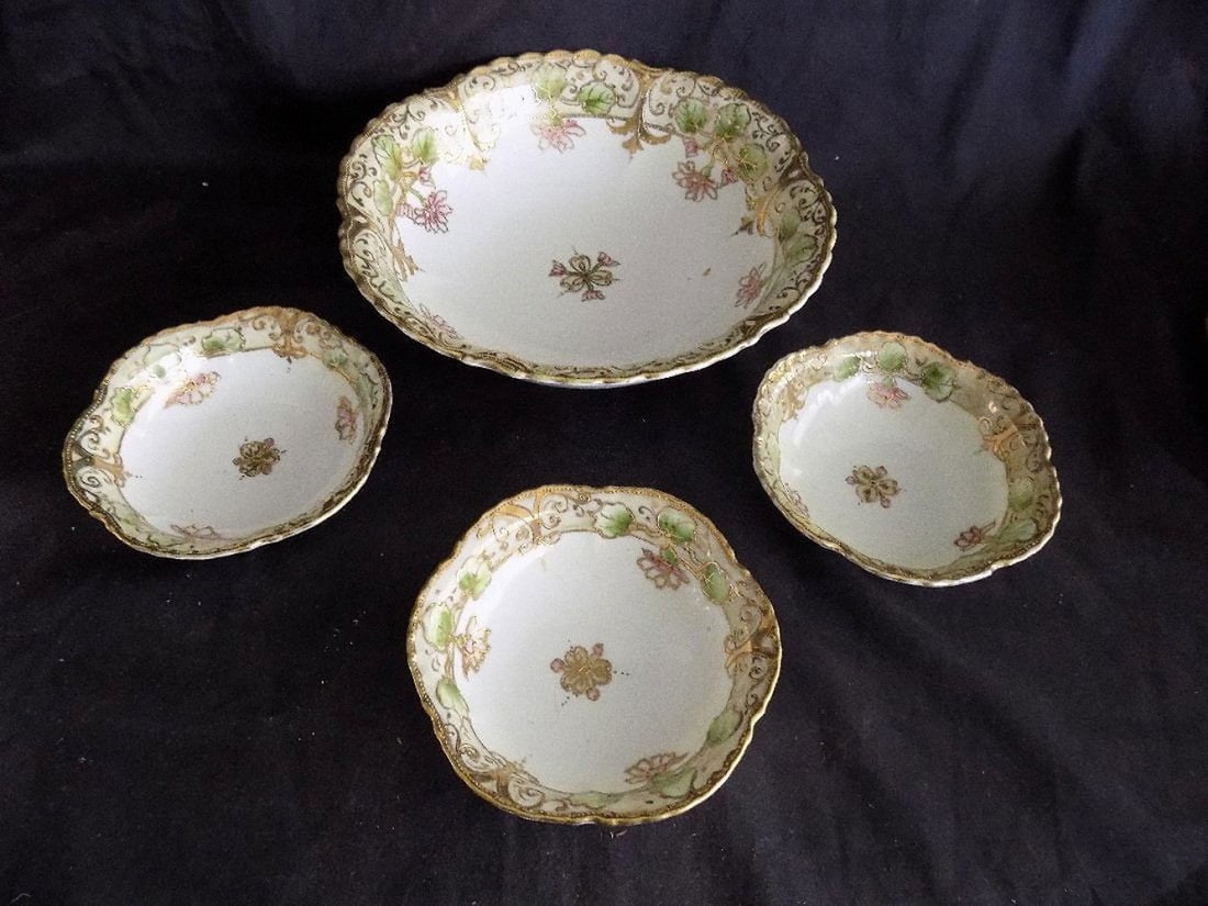 Vintage nice hand painted Nippon berry bowls set (1 of 5)