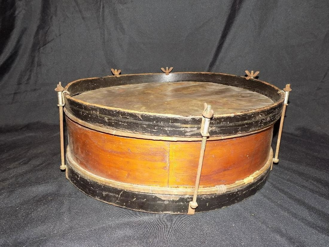 Civil War Era drum (1 of 4)