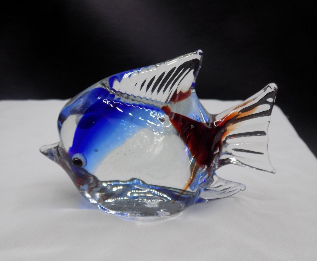 Murano art glass fish paperweight (1 of 4)