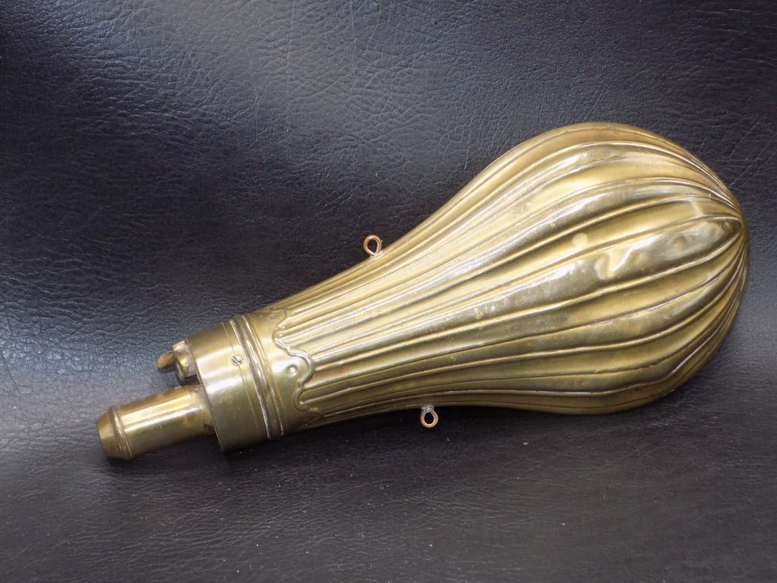 Antique brass powder flask (1 of 4)
