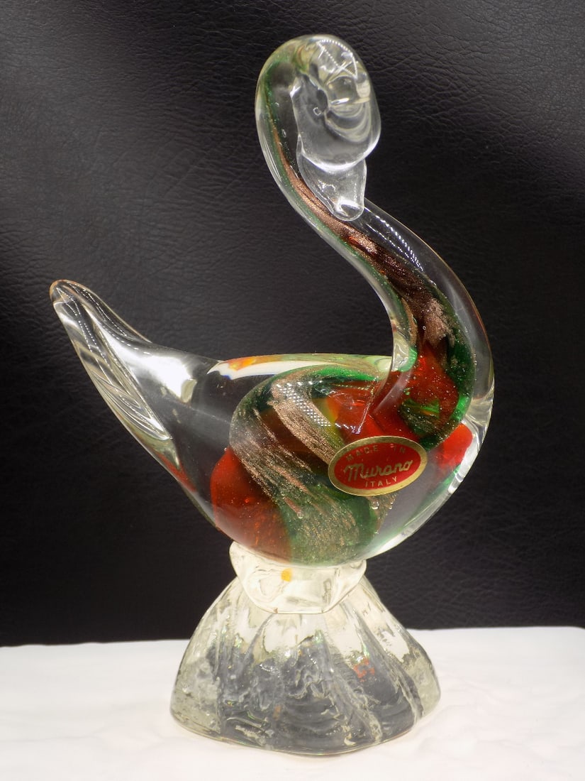 Vintage Murano art glass swan. Original label (1 of 5)