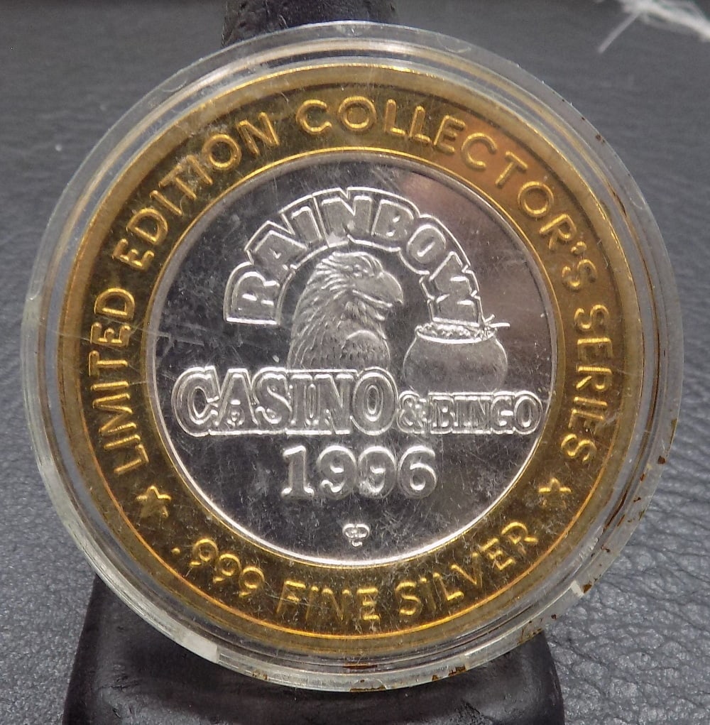 Vintage .999 silver collectors series casino coin (1 of 2)