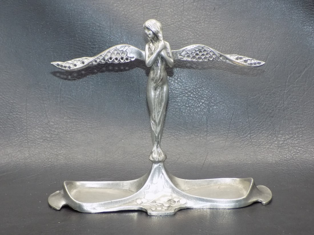 Unusual Art Nouveau jewelry earring holder display and tray. (1 of 8)