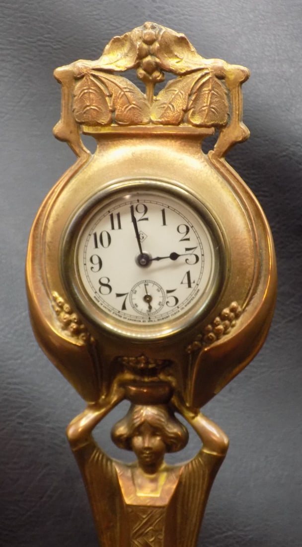 Splendid vintage Art Deco figural clock - 4
