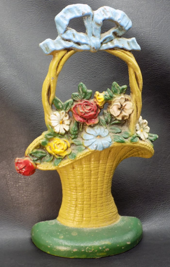 Exceptional cast iron flower basket doorstop - 3