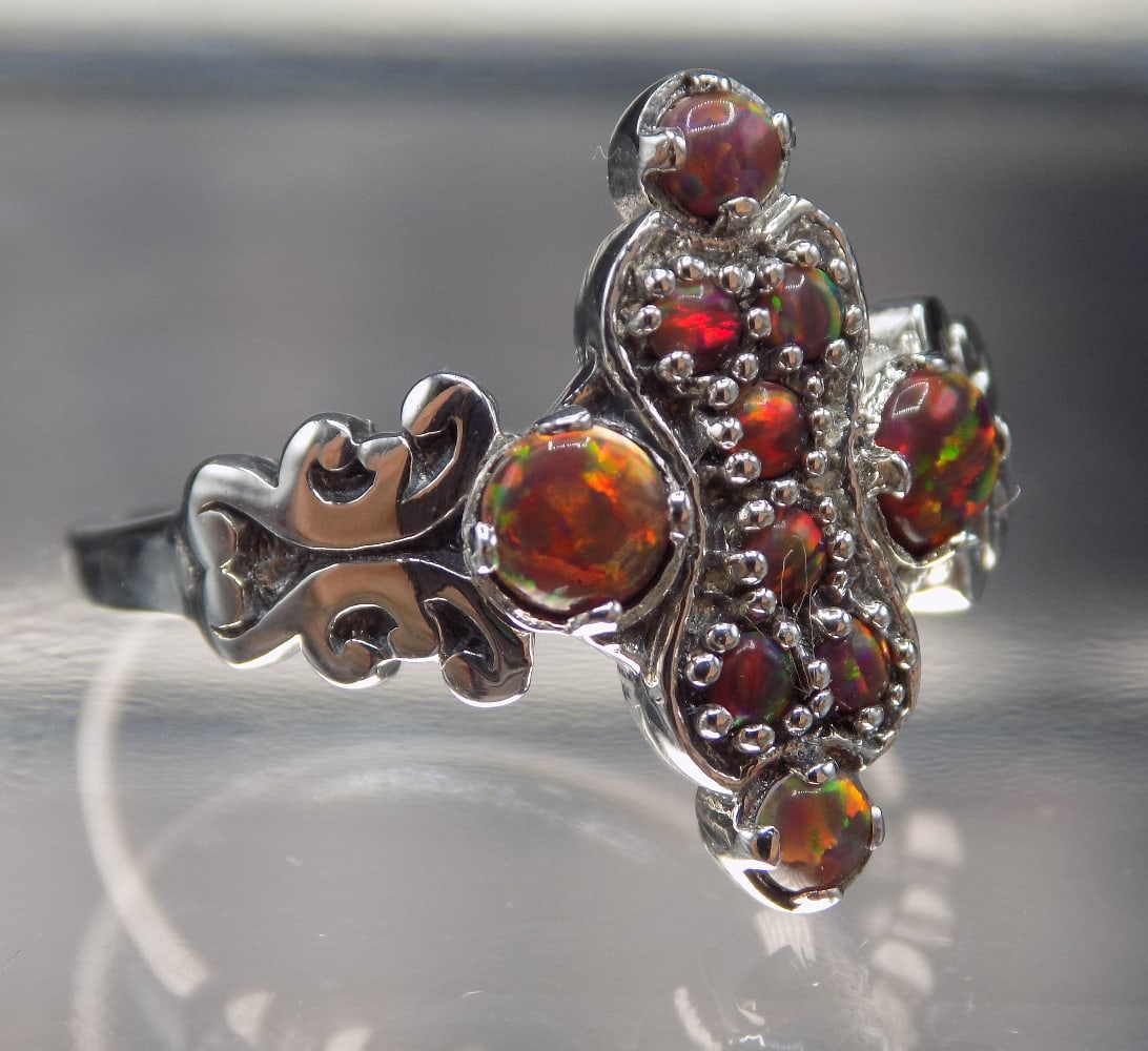 Beautiful red fire opal sterling silver ring (1 of 4)