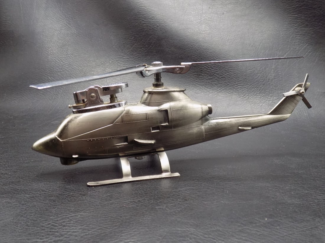 Great vintage helicopter lighter (1 of 6)