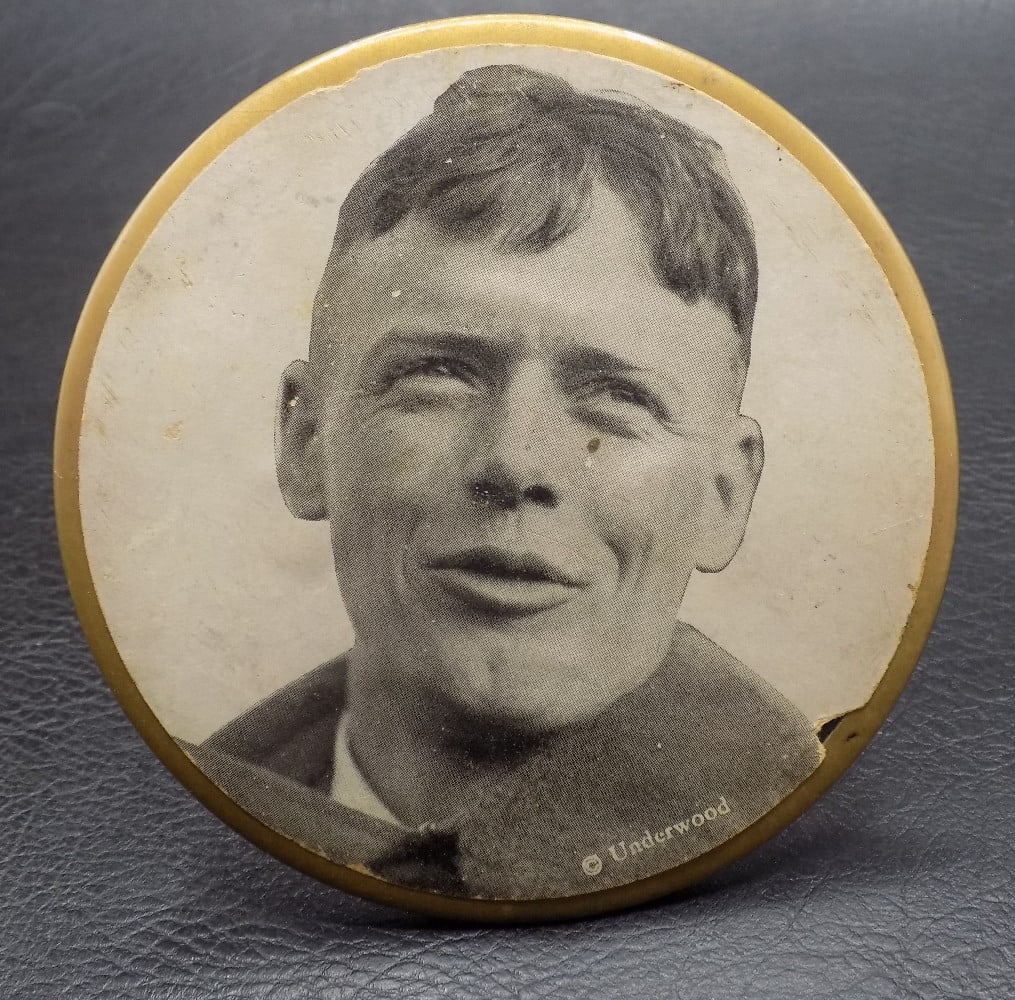 Vintage Charles Lindbergh button or badge (1 of 3)