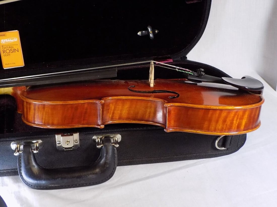 Nice vintage violin tiger maple back with case and bow - 5