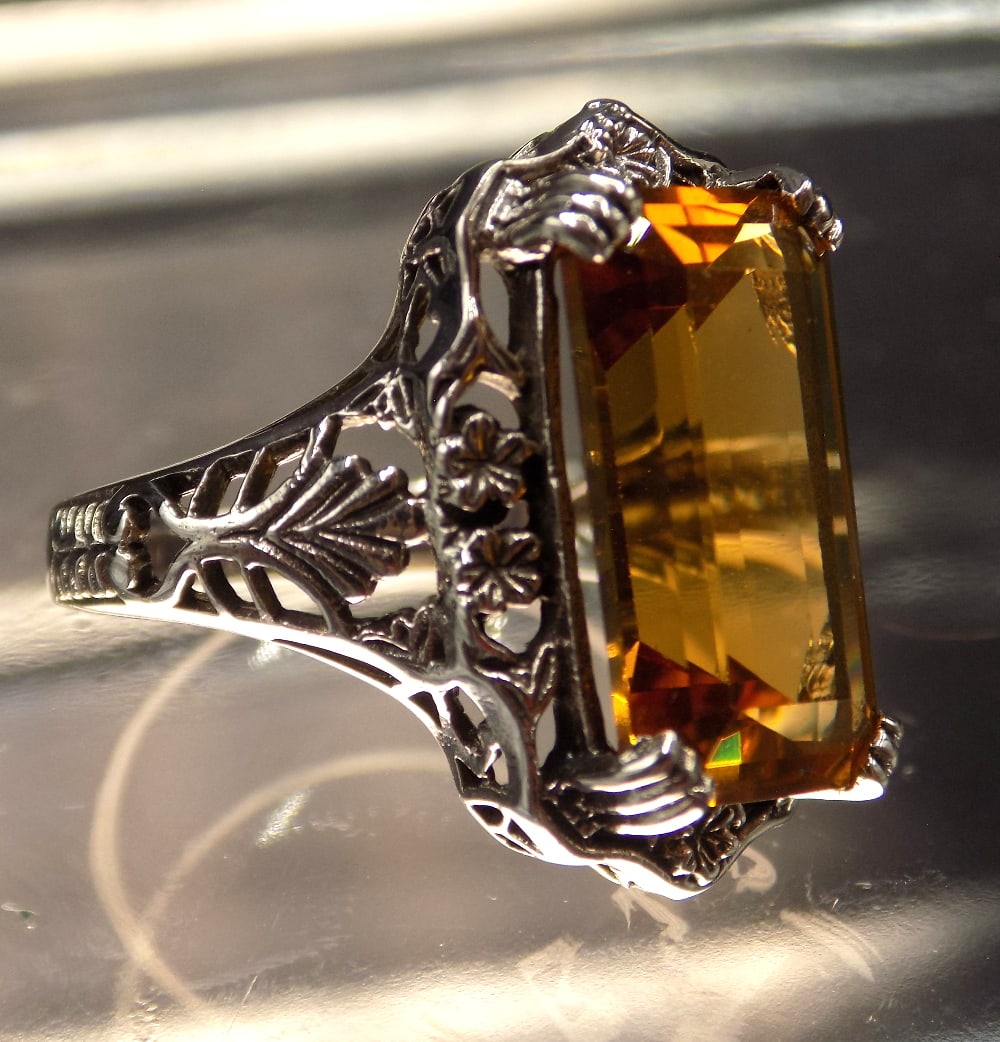 Beautiful 10 ct citrine sterling silver ring (1 of 5)