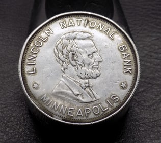 Vintage Lincoln National Bank Minneapolis paperweight