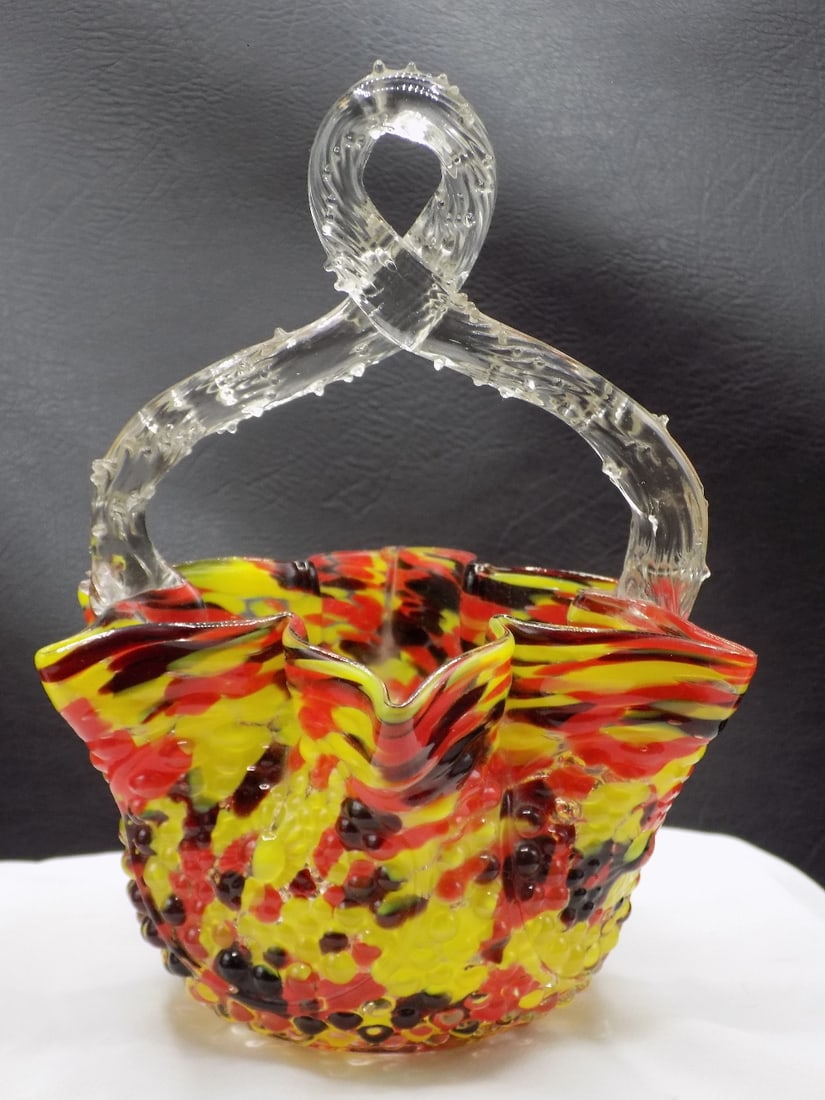 Vintage Franz Weiz art glass basket with twisted thistle handle: Vintage Franz Weiz art glass basket with twisted thistle handle. Beautiful colors. In very good original as found condition. Great quality and detail. 7 1/8 inches tall x 5 ¼ wide near center. 13