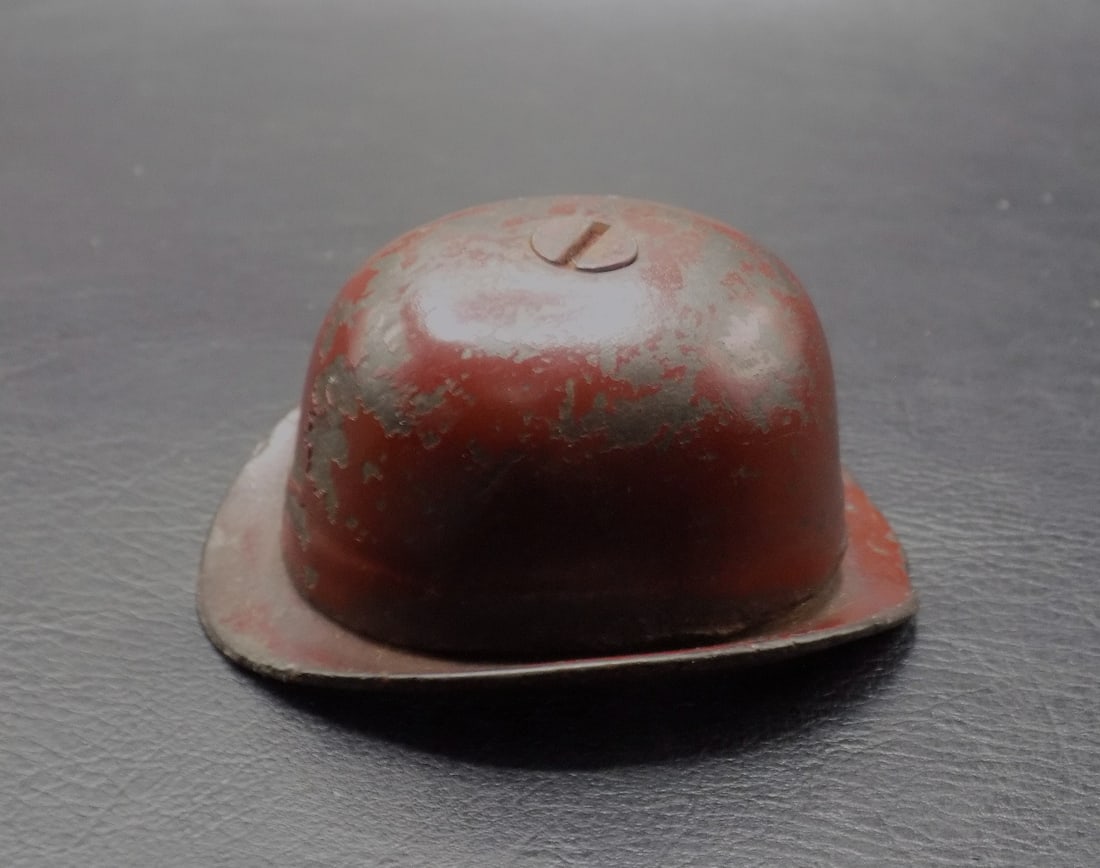 Early 1900 early cast iron Pass Around The Hat bank. (1 of 2)
