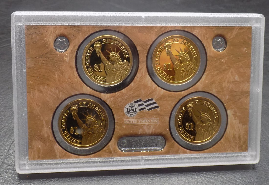 2010 S United States silver proof set. With COA - 3