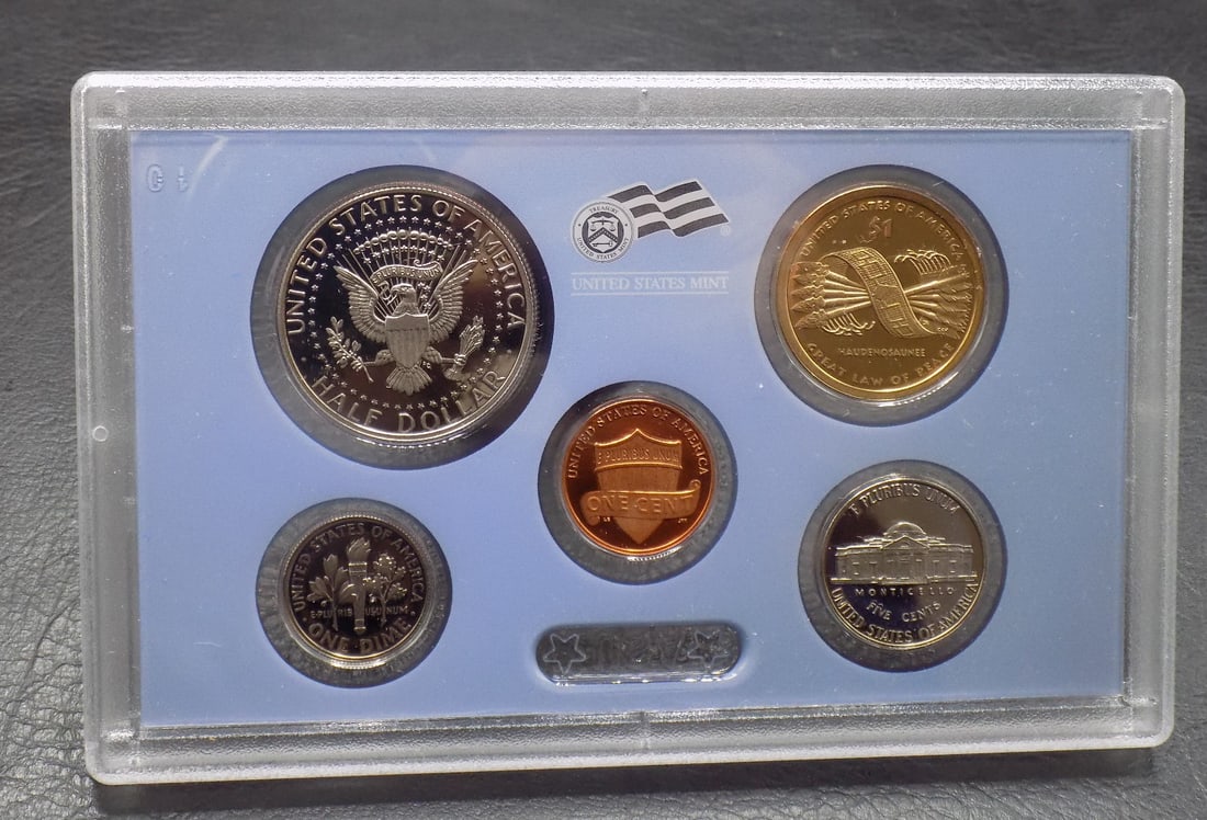2010 S United States silver proof set. With COA - 5