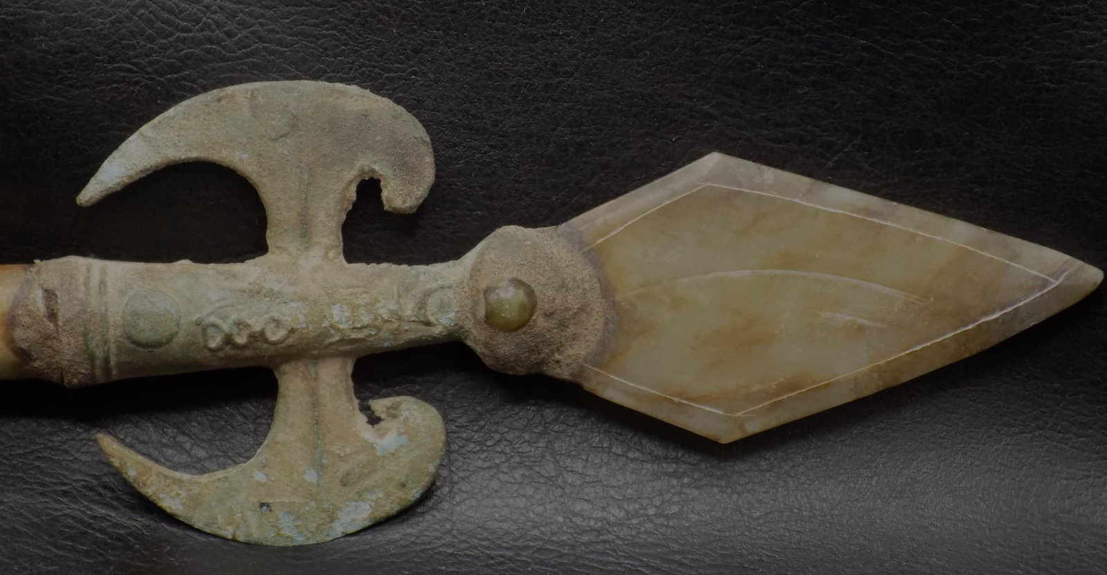 Ancient Chinese bronze and stone weapon - 2