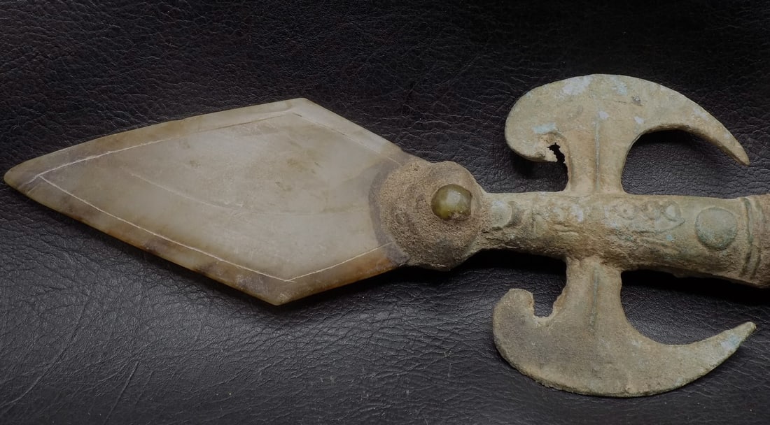 Ancient Chinese bronze and stone weapon - 7
