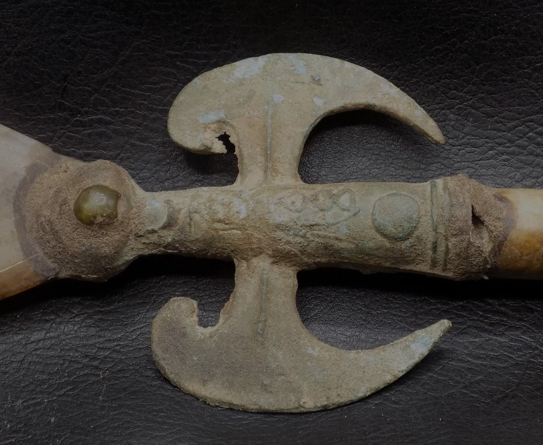 Ancient Chinese bronze and stone weapon - 8