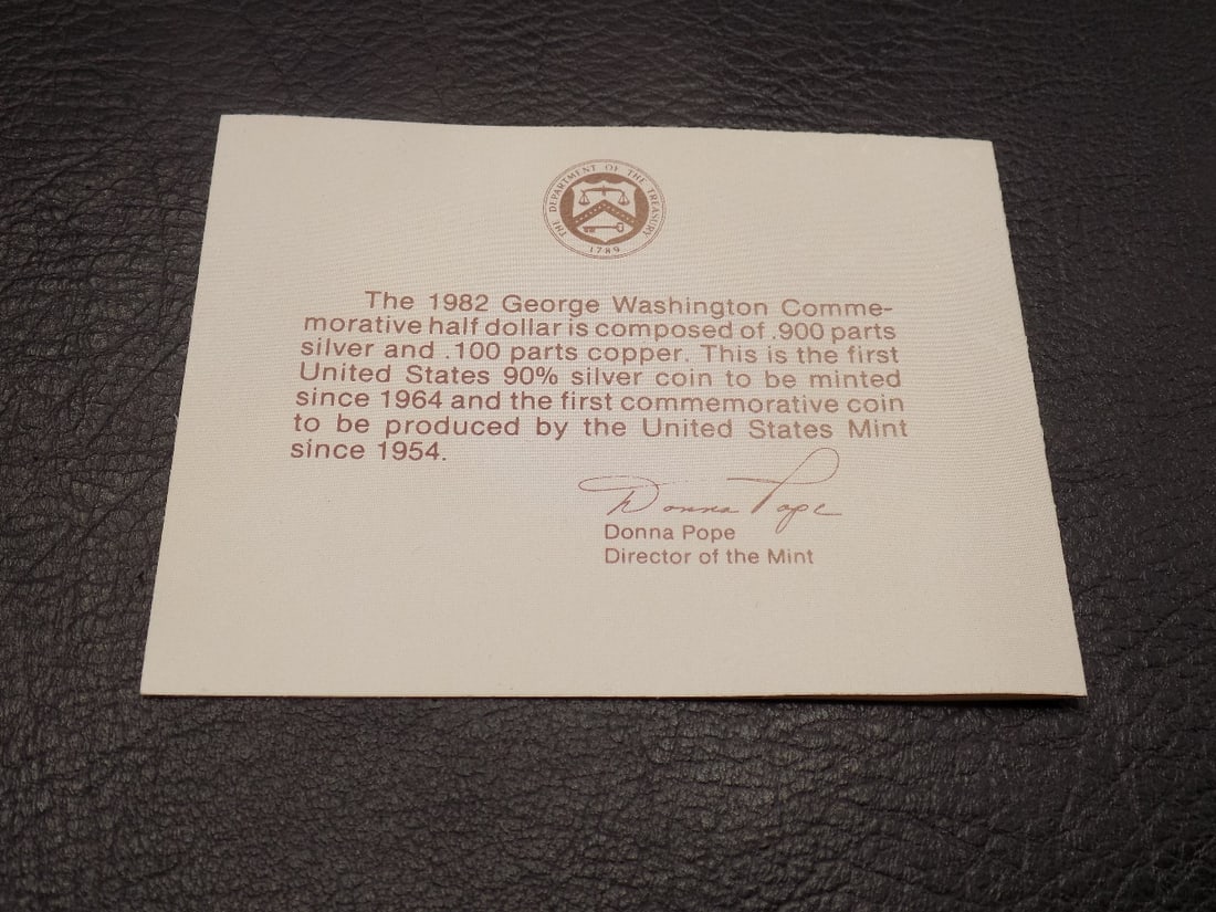Proof 1982 silver commemorative half dollar in original box - 4