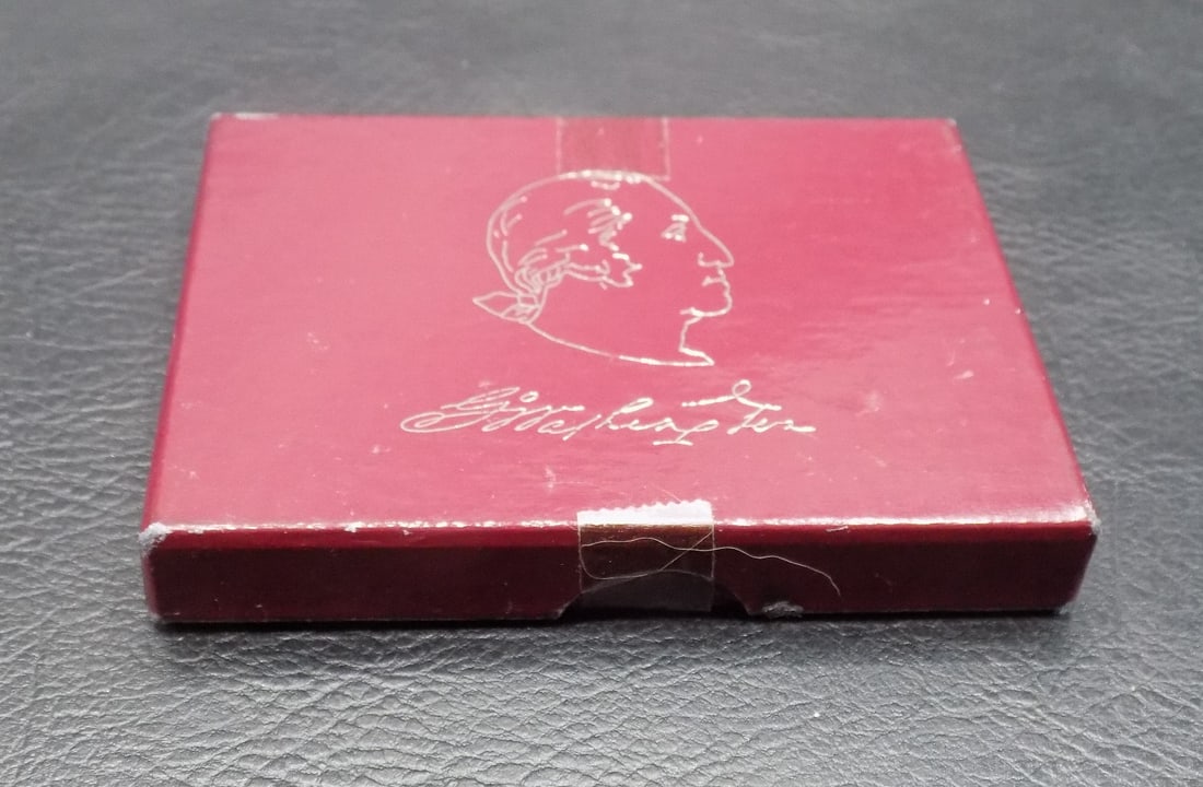 Proof 1982 silver commemorative half dollar in original box - 5