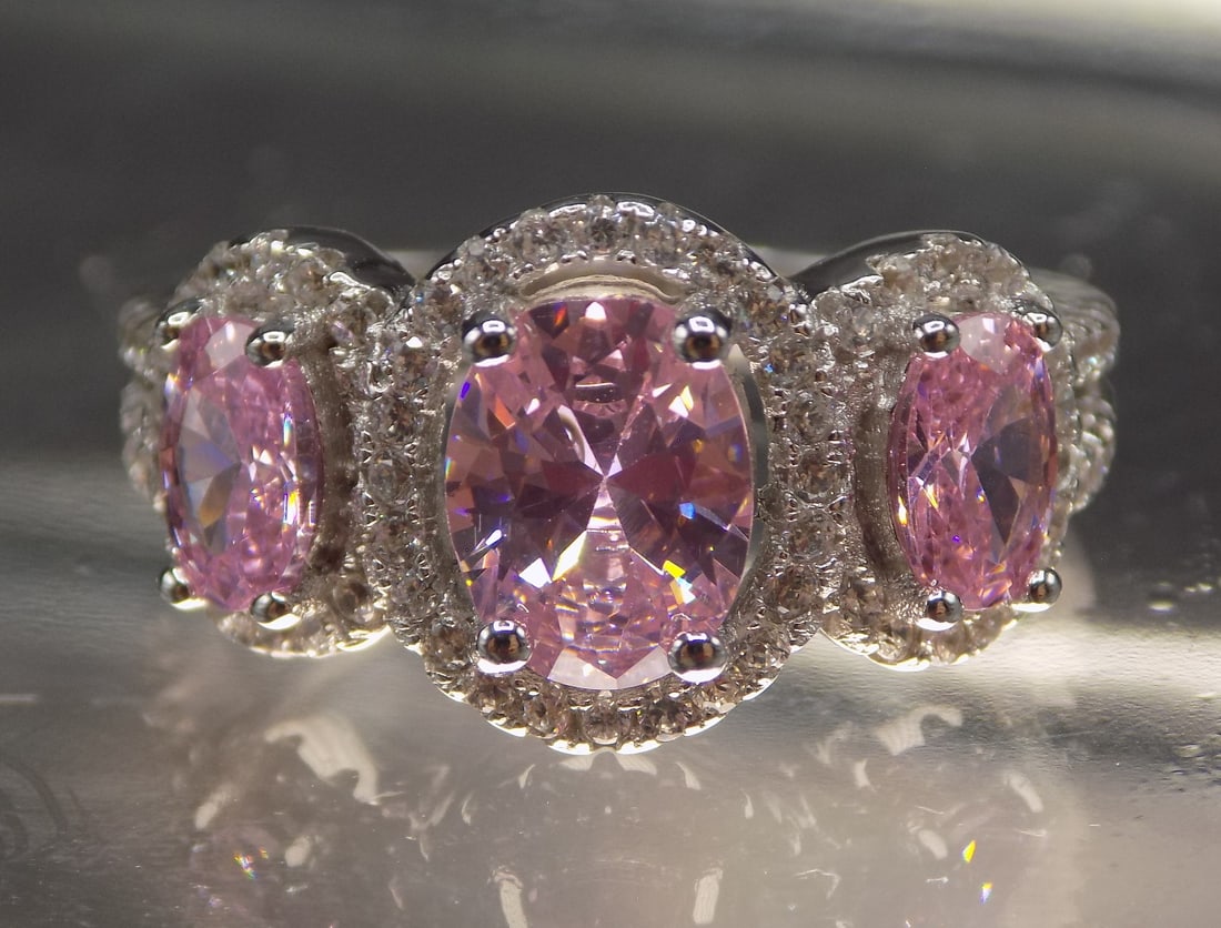 Beautiful 2 cwt pink sapphire and topaz sterling silver ring (1 of 4)