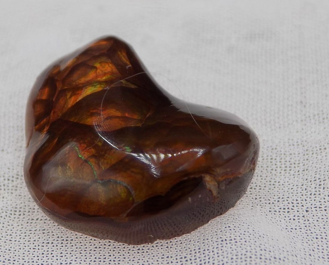 Beautiful 5 ct natural fire agate gemstone (1 of 4)