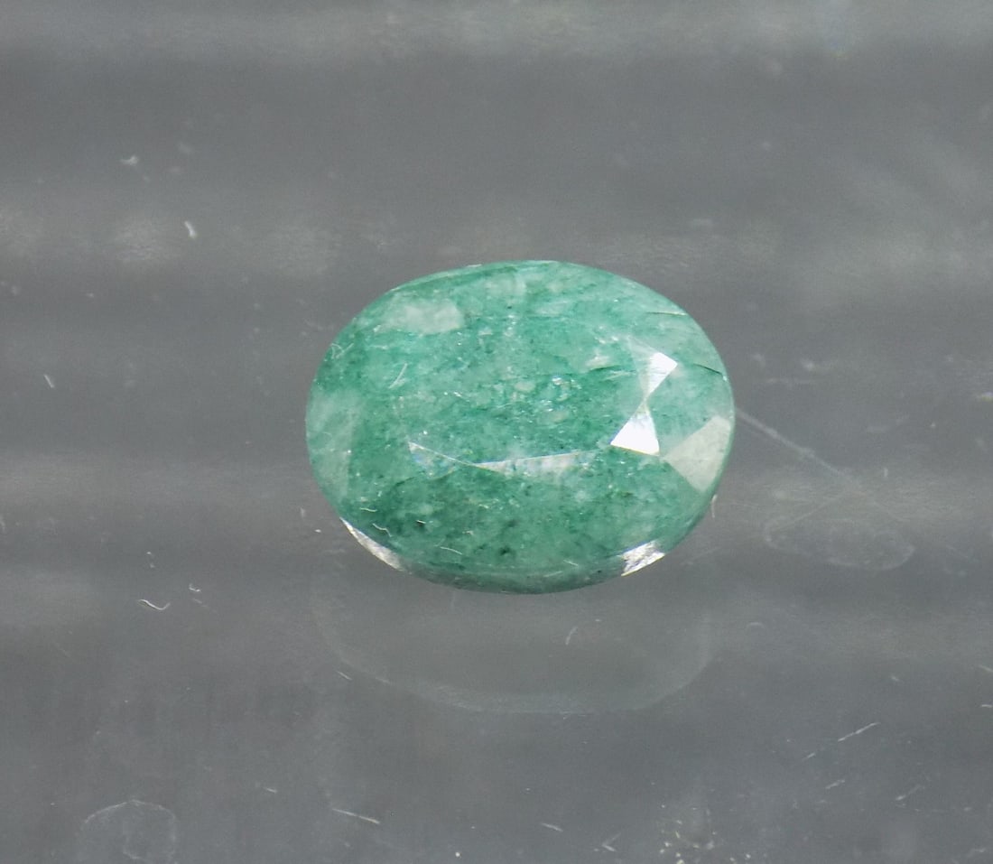 4 ct natural emerald (1 of 2)