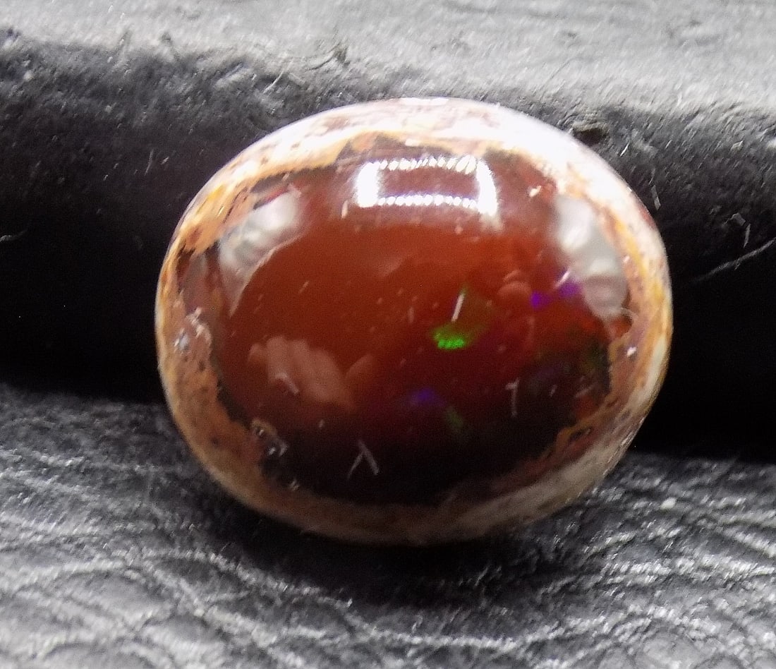 4 ct natural fire agate (1 of 3)