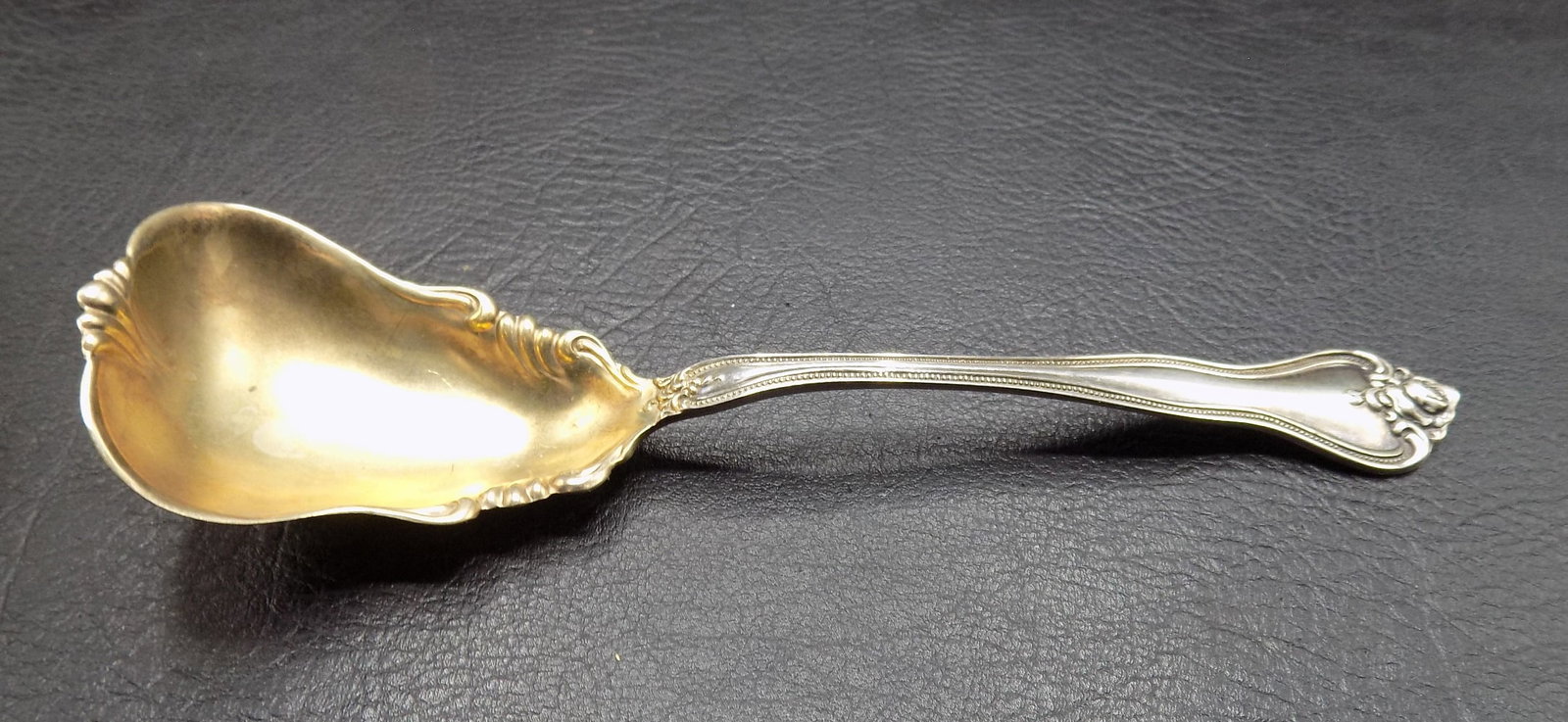 Antique ornate sterling berry spoon with gold wash bowl (1 of 4)